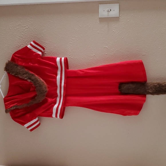 Dreamgirl SM Lil' Red Riding Hood 5PC Costume - Picture 6 of 14